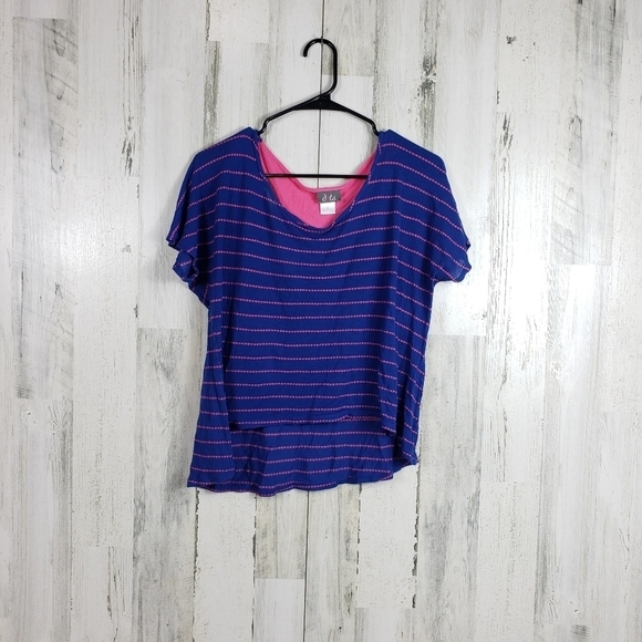 3/$15 Dots blue pink summer top size large - Picture 1 of 9